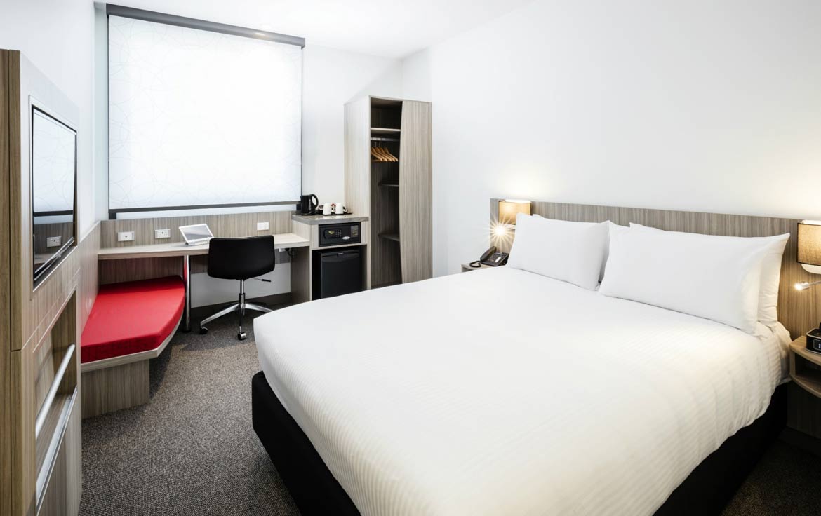 ibis-mackay-external4 ibis Mackay | Accor Vacation Club | Accor Holidaysibis Mackay features ibis Sweet Beds in every room, complimenary car parking, complimentary WIFI, a fully equipped gymnasium and modern Tavern.