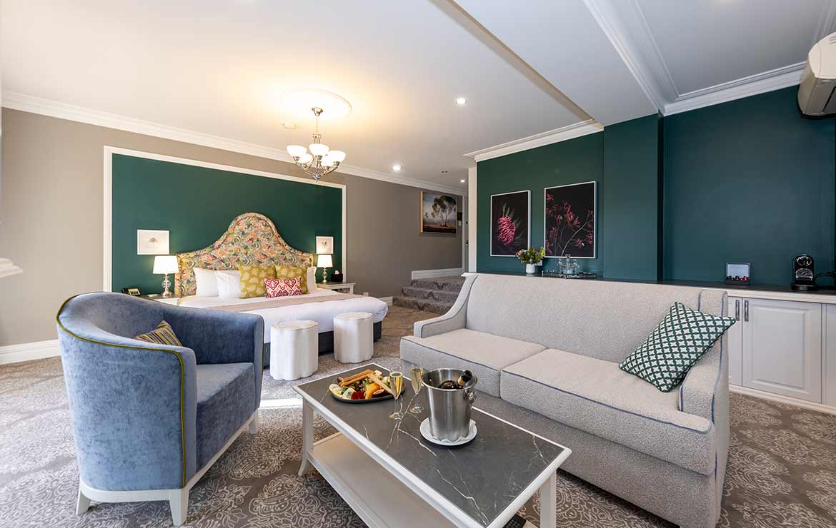 grand-mercurebasildene-manor-Std-Delux2 Studio Deluxe Apartments Bedroom