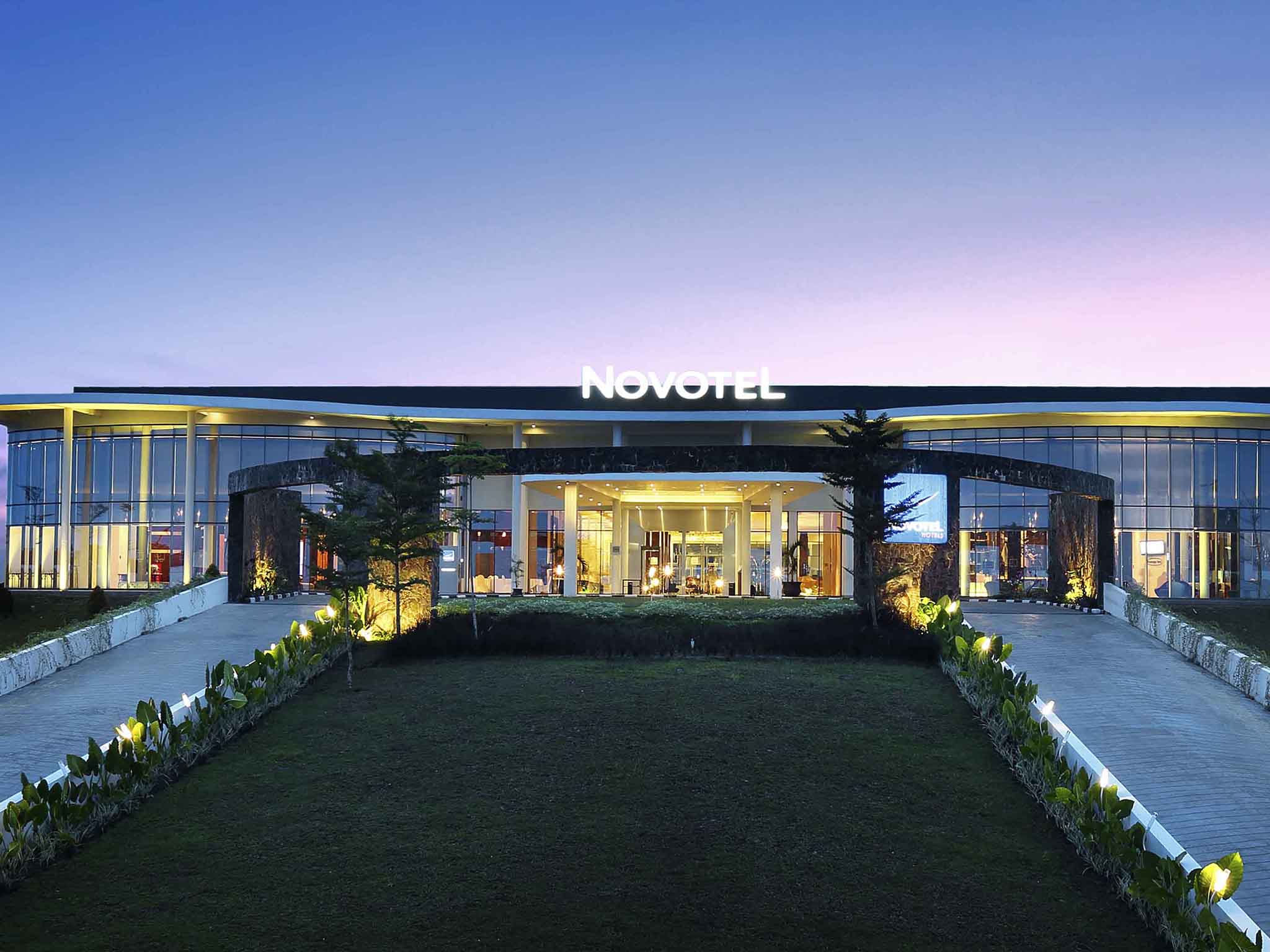 Novotel Banjarmasin Airport Exterior 2